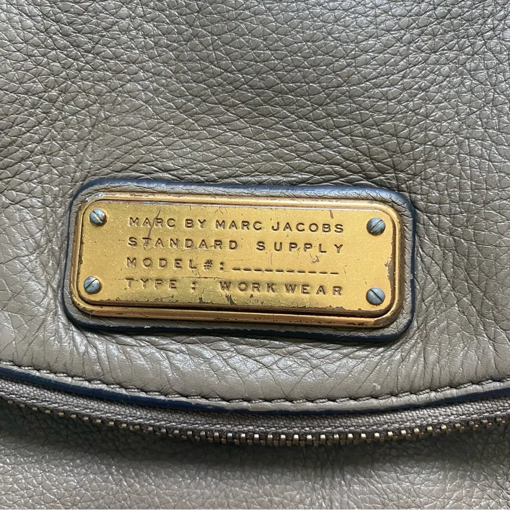 MARC BY MARC JACOBS | New Q Natasha Shoulder Crossbody Flap Bag Shoulder Pad - Picture 2 of 11